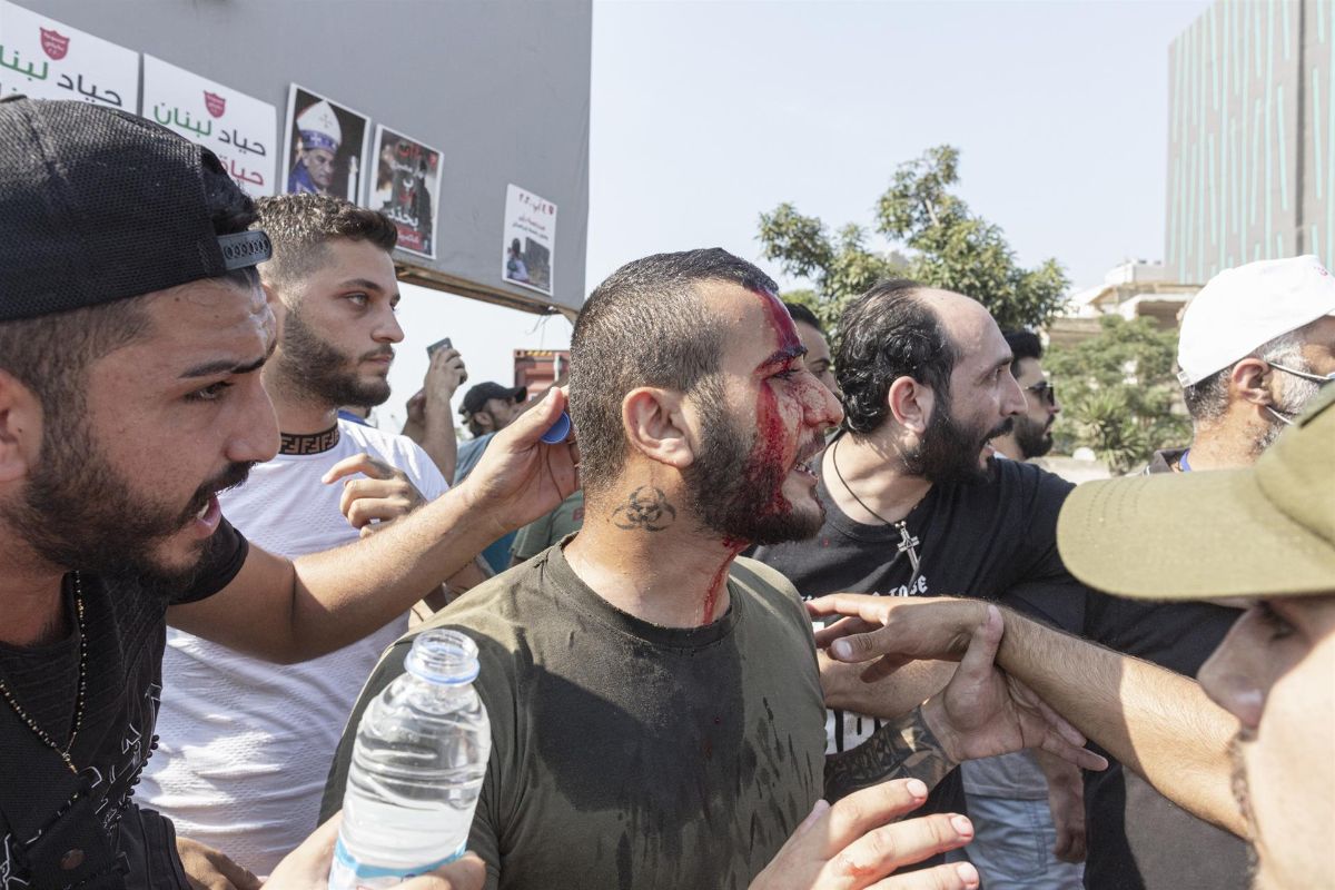 Líbano | Decenas de heridos en protestas por aniversario de explosiones en Beirut