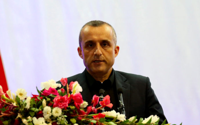 Vicepresidente afgano dice que es el presidente “encargado” del país