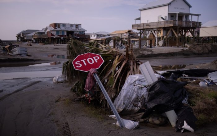 Ascienden a 48 los muertos por los estragos del huracán Ida en EU