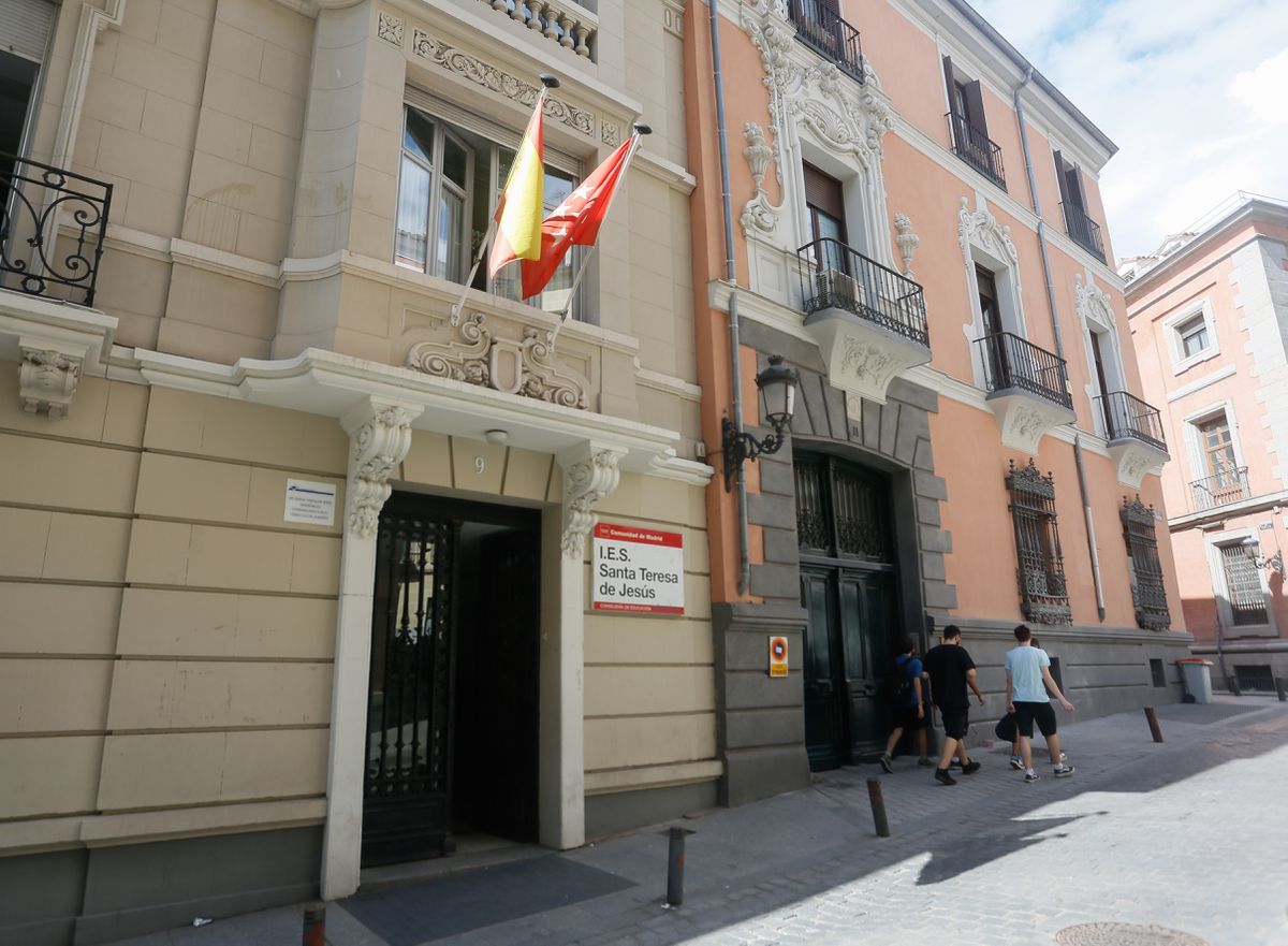 Un profesor de Valores Éticos, en sus clases en un instituto de Madrid: “Las verdaderas cabronas son las mujeres”