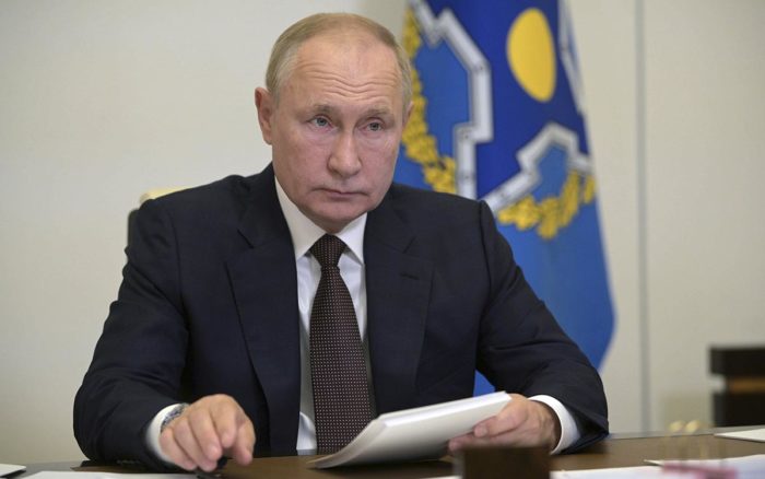 Putin afirma que ‘varias decenas’ de personas de su círculo cercano dieron positivo a Covid-19