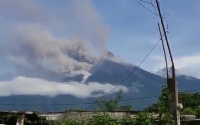 Guatemala, alerta por la erupción del volcán de Fuego | Video