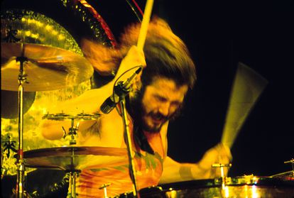 John Bonham en un concierto de Led Zeppelin en Los Ángeles en los años setenta.  