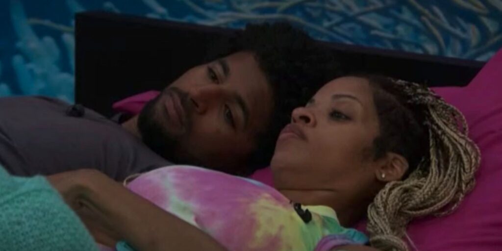 Big Brother 23 Live Feeds: Kyland y Tiffany sorprenden a los fans con una sesión de abrazos