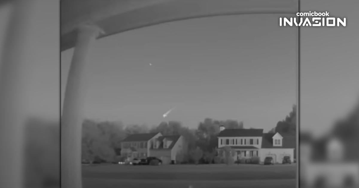 Bola de fuego gigante que viaja a 32k MPH en el cielo capturada en video