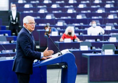 El jefe de política exterior de la UE, Josep Borrell, pronuncia un discurso sobre la situación en Afganistán durante una sesión plenaria en el Parlamento Europeo en Estrasburgo, Francia, el pasado 14 de septiembre.