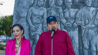 El presidente nicaragüense Daniel Ortega, y la vicepresidenta Rosario Murillo, en Managua, el pasado junio.