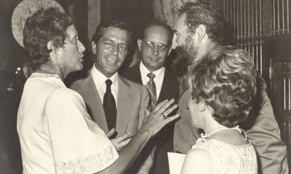 Natalia Bolívar junto a Fidel Castro y el entonces presidente español, Adolfo Suárez, en 1978.