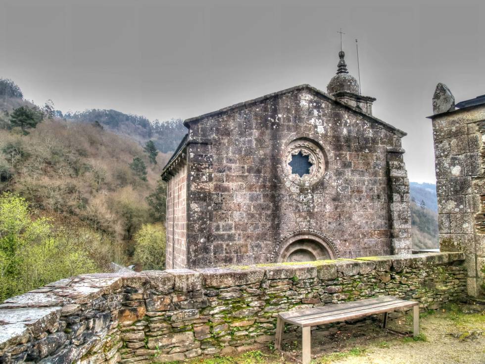 El monasterio de Caaveiro, construido en el año 934.