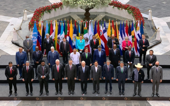 Presidentes alaban integración latinoamericana sin iniciativas concretas | Video