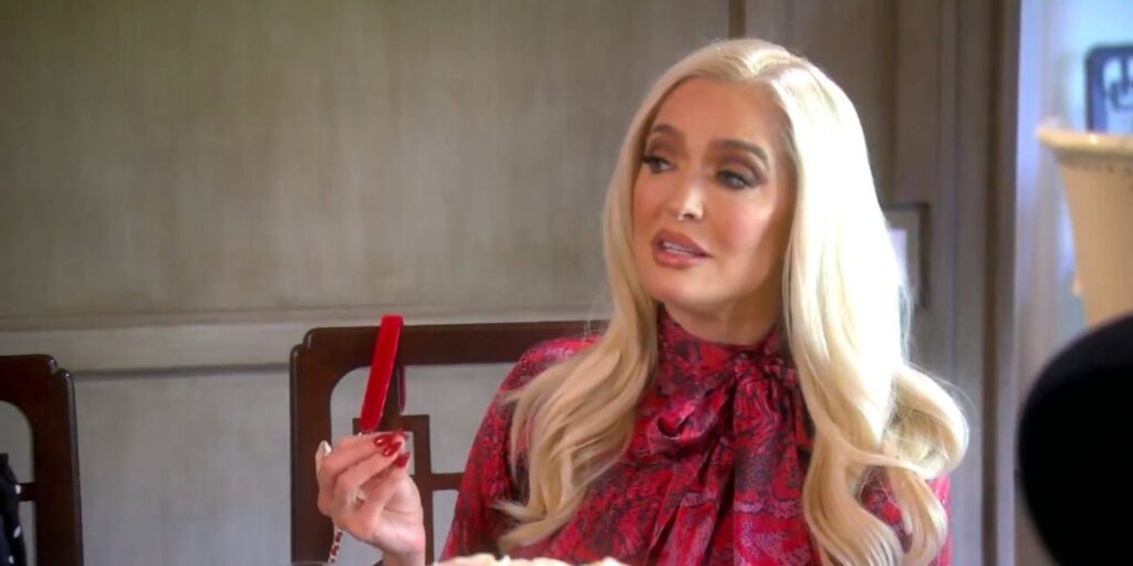 RHOBH: Abogado envía a Andy Cohen Erika Jayne preguntas sobre la reunión