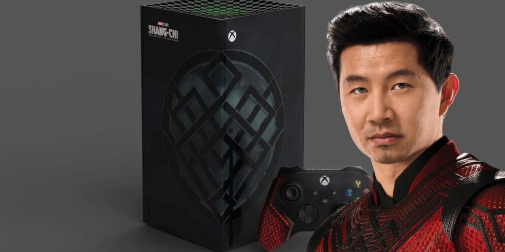 Shang-Chi Star Simu Liu tiene una Xbox Series X personalizada de Marvel