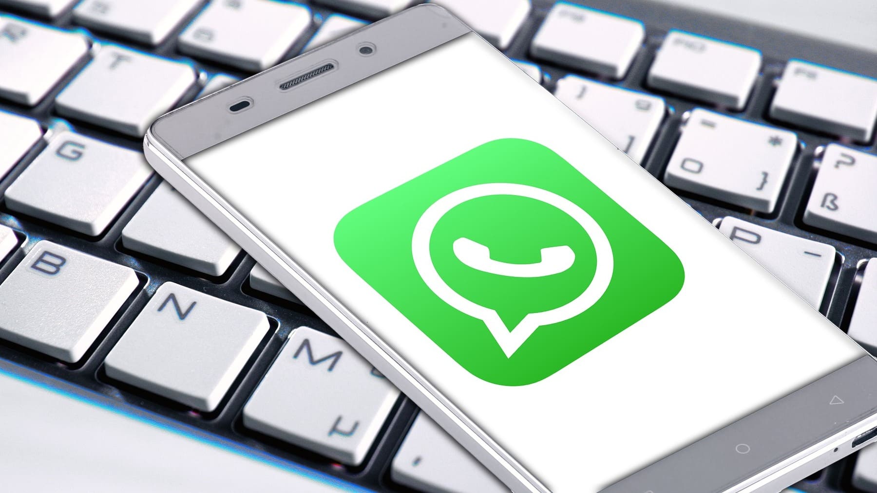 ¿Qué significa el emoji de las espadas cruzadas de WhatsApp?