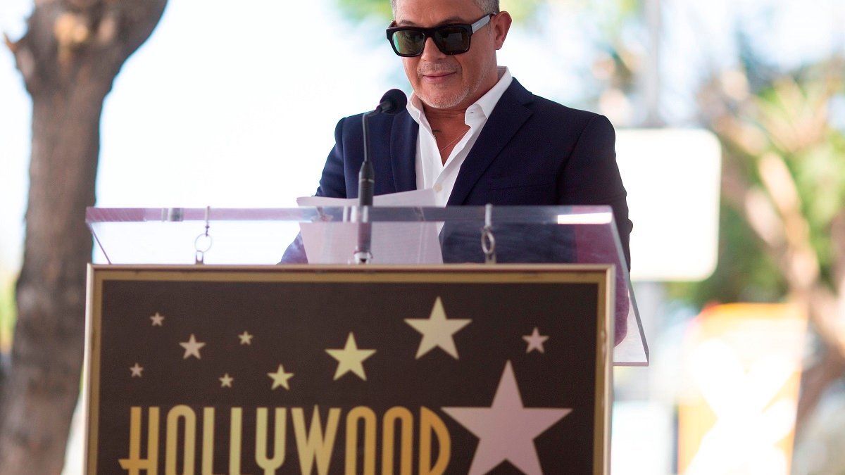 Alejandro Sanz recibe estrella en el Paseo de la Fama de Hollywood