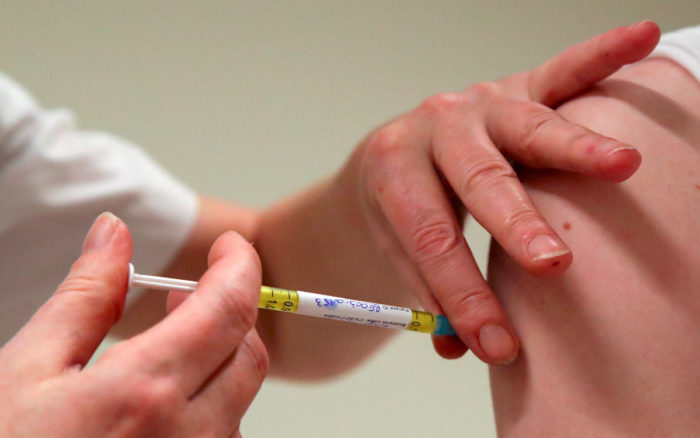 Japón anuncia planes para aplicar tercera dosis de la vacuna anti-Covid a partir de diciembre