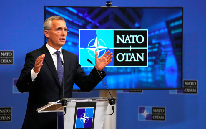 OTAN lamenta que Rusia rompa relaciones e insiste en que sigue abierta al diálogo