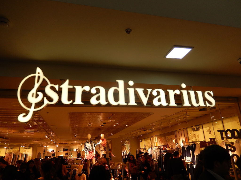 Redecora tu habitación con las velas de cubo de burbujas de Stradivarius por menos de 6 euros