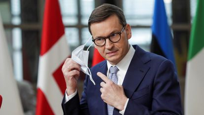 Las mil caras del primer ministro polaco