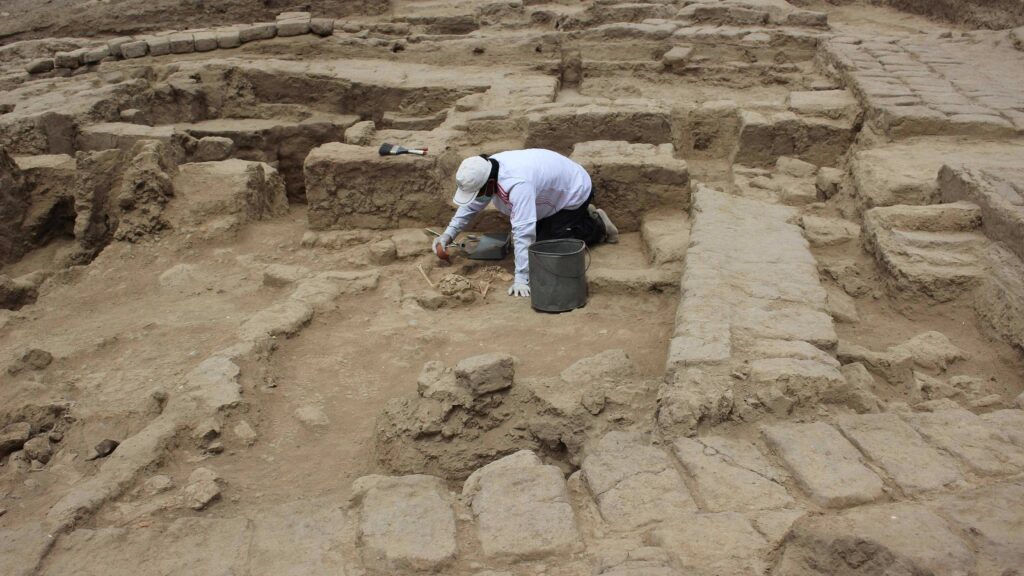 Enigmático cementerio y niños enterrados: por qué nuevos hallazgos tienen en vilo a arqueólogos