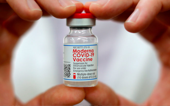 Moderna afirma que su vacuna anti-Covid es protectora y segura para niños pequeños