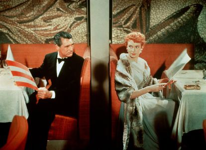 Cary Grant y Deborah Kerr, en una escena de 'Tú y yo', dirigida por Leo McCarey. 