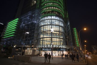 Exterior de un centro comercial de El Corte Inglés, en Madrid.