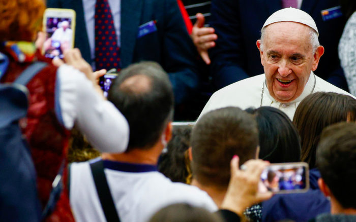 El Papa se compromete a seguir siendo una ‘plaga’ en defensa de los pobres