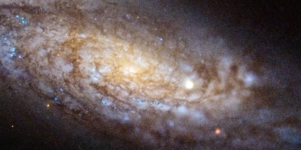 Esta increíble foto del Hubble muestra una estrella muriendo ante nuestros ojos