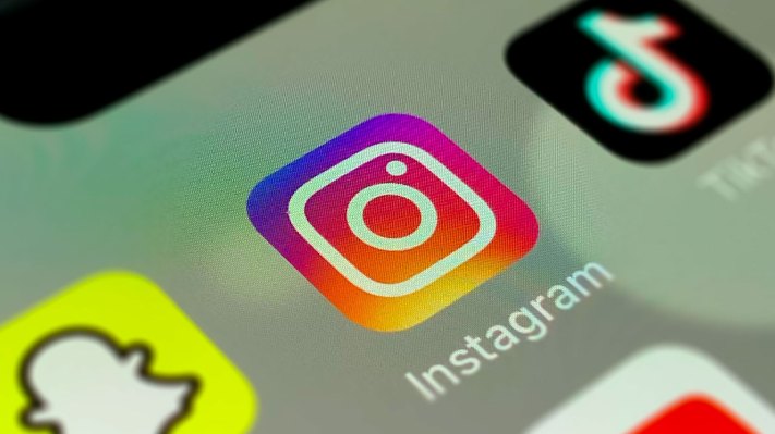 Instagram prueba una nueva función para compartir rápidamente notas con amigos