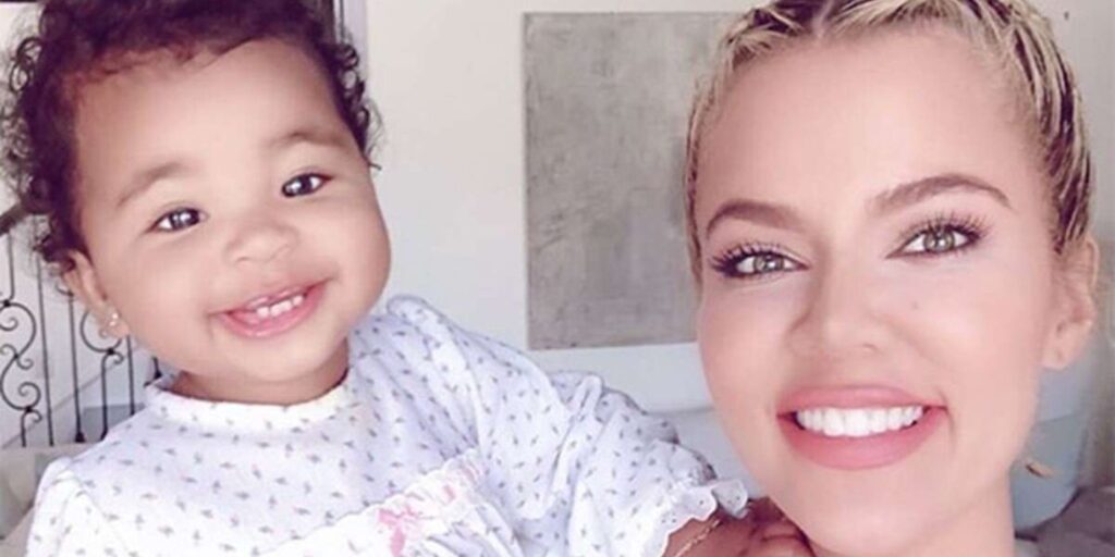 KUWTK: Khloé Kardashian confirma que ella y su hija True tienen COVID-19