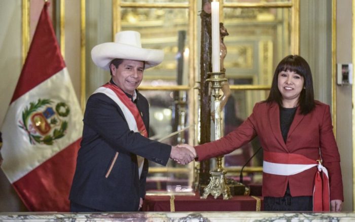 Perú: Pedro Castillo toma juramento a su nuevo gabinete con Mirtha Vásquez como primera ministra