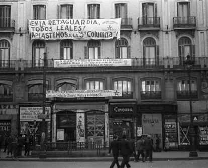La Puerta del Sol de Madrid, en noviembre de 1936.