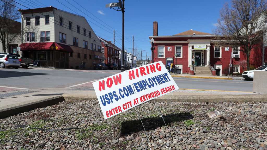 Reportan 531,000 nuevos trabajos en octubre y leve descenso en tasa de desempleo