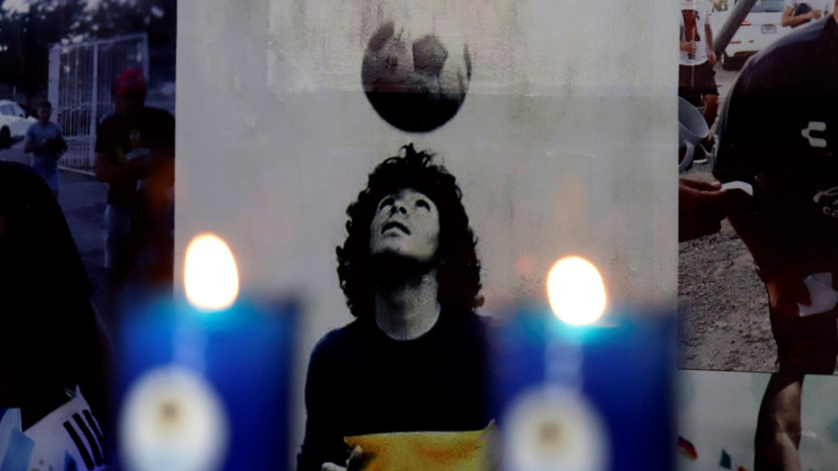 A un año de su muerte, los restos de Maradona no descansan en paz