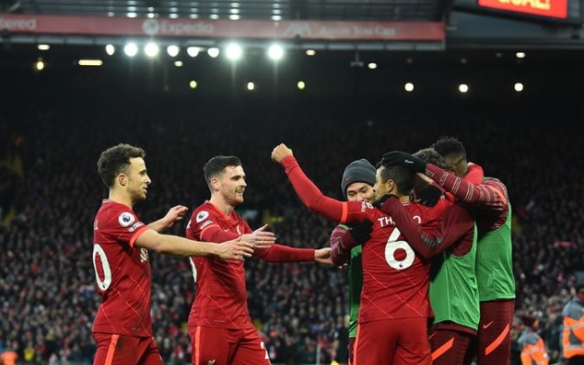 Aprieta Liverpool la pelea por el liderato en la Premier League | Tuit