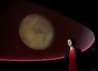 La ingeniera Gisela Detrell, fotografiada en el CosmoCaixa de Barcelona.