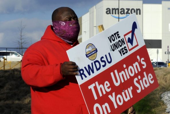 Daily Crunch: Amazon supera el impulso sindical