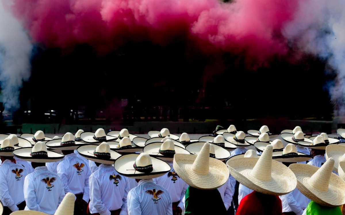 Desplegarán casi 3 mil policías por desfile de la Revolución Mexicana | Video