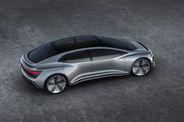 El concepto Aicon de Audi abandona los pedales y el volante en favor de la autonomía total