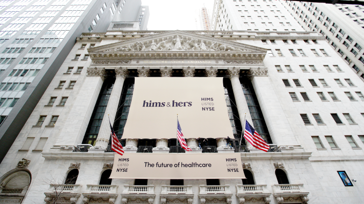 Hims, la startup de telesalud, vio caer sus acciones en su debut comercial, y eso está bien para su CEO.