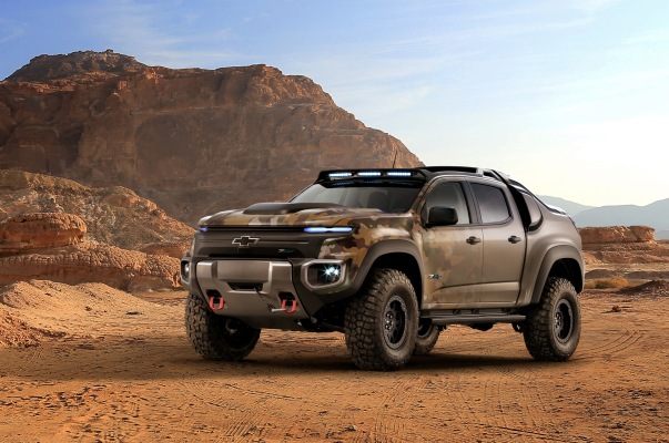 La camioneta de prueba del ejército de celda de combustible Colorado ZH2 de Chevrolet está hecha para potencia modular