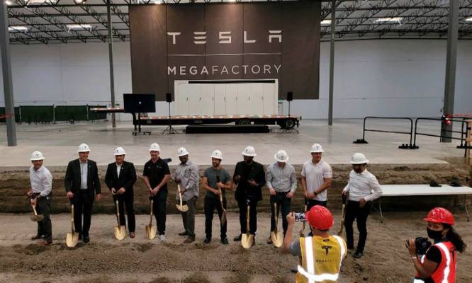 La 'megafábrica' de fabricación de baterías de Tesla comienza en California