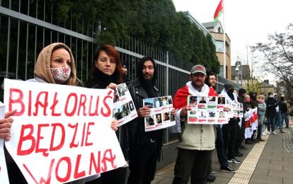 La oposición bielorrusa en Polonia pide a la UE dureza contra Lukashenko