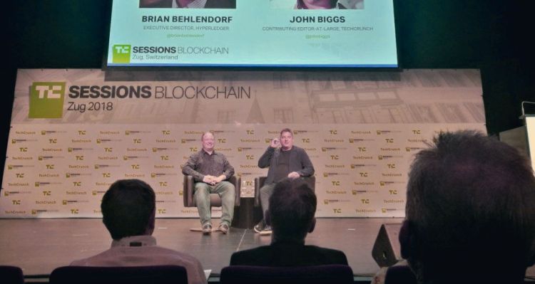 Los primeros usos de blockchain apenas serán visibles, dice Brian Behlendorf de Hyperledger
