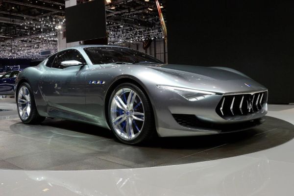 Maserati planea un Alfieri totalmente eléctrico para 2020
