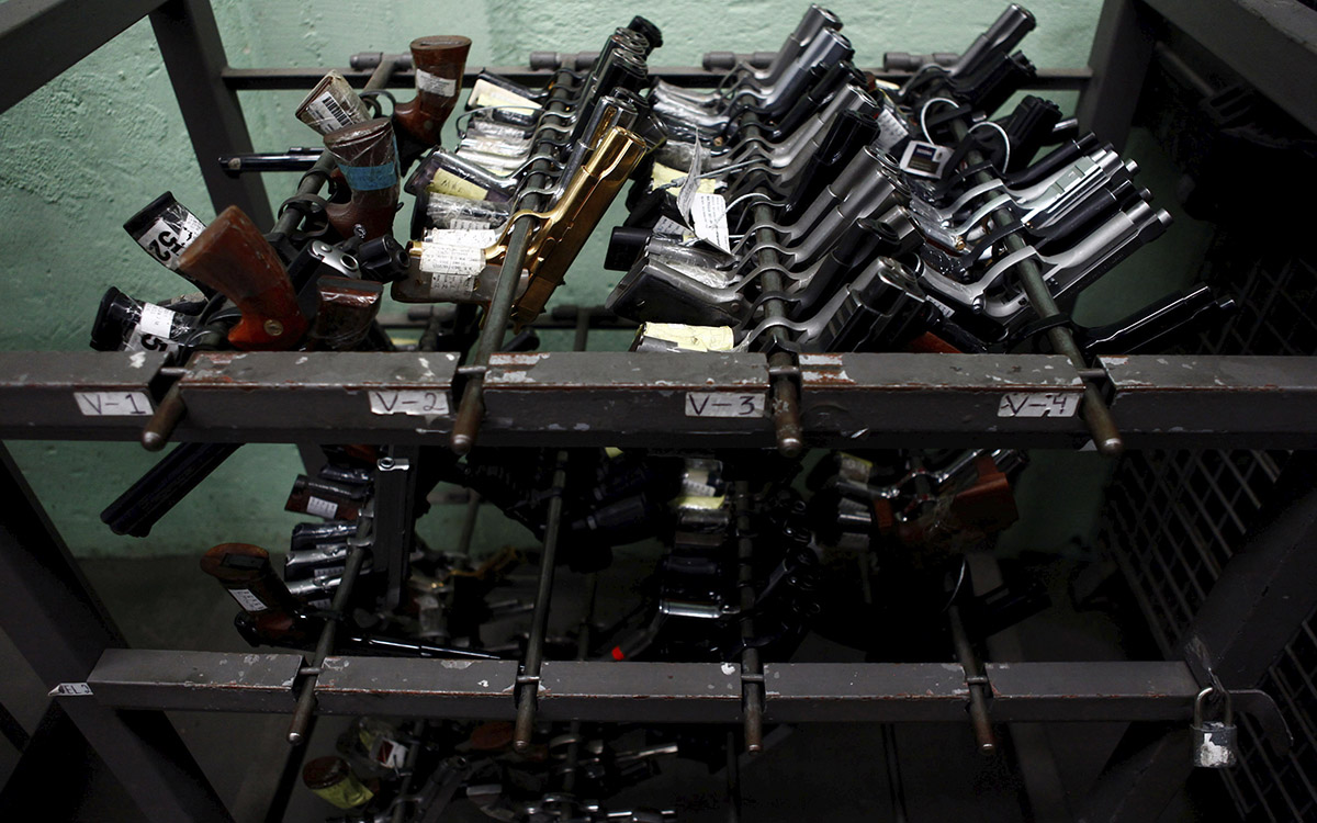 México espera que demanda de armas provoque cambios en la industria: Reuters