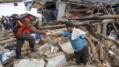 Perú considera la declaración de emergencia en 'determinados lugares' afectados por el sismo