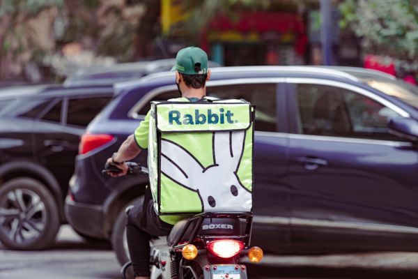 Rabbit, una startup de entrega de conveniencia de 20 minutos en Egipto, sale sigilosamente con una pre-semilla de $ 11 millones