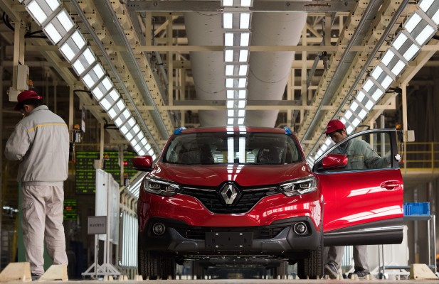 Renault-Nissan y Dongfeng se asocian para construir coches eléctricos para China