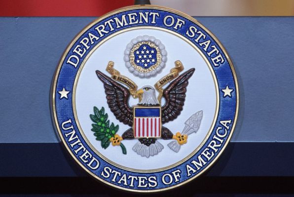 Según los informes, el Departamento de Estado ordena a los diplomáticos que dejen de publicar en las redes sociales después de los disturbios en el Capitolio de EE. UU.